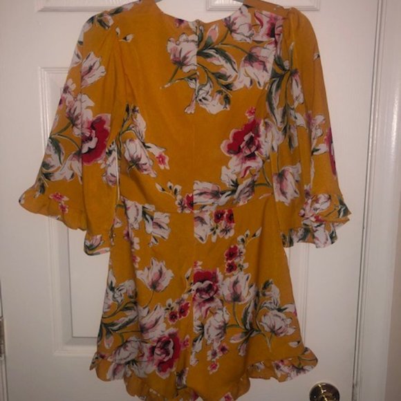 Floral Romper - Picture 3 of 6